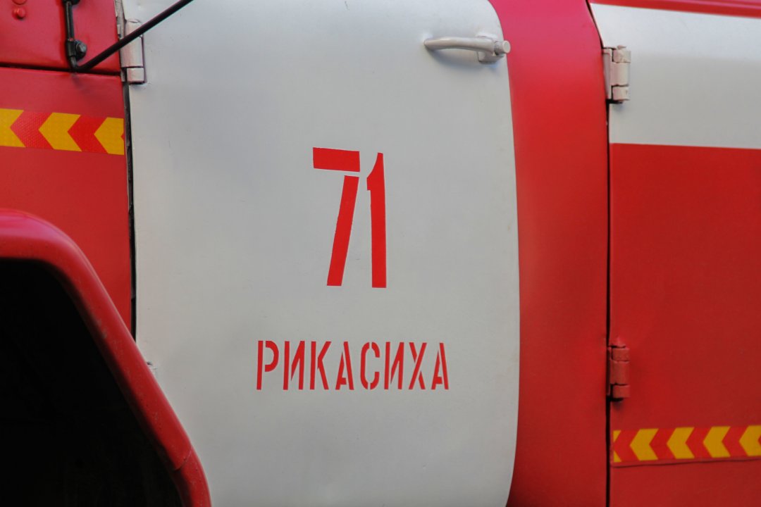 Пожарно-спасательные подразделения приняли участие в ликвидации последствий ДТП в Приморском МО